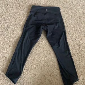 Lululemon Mesh Capri Leggins
